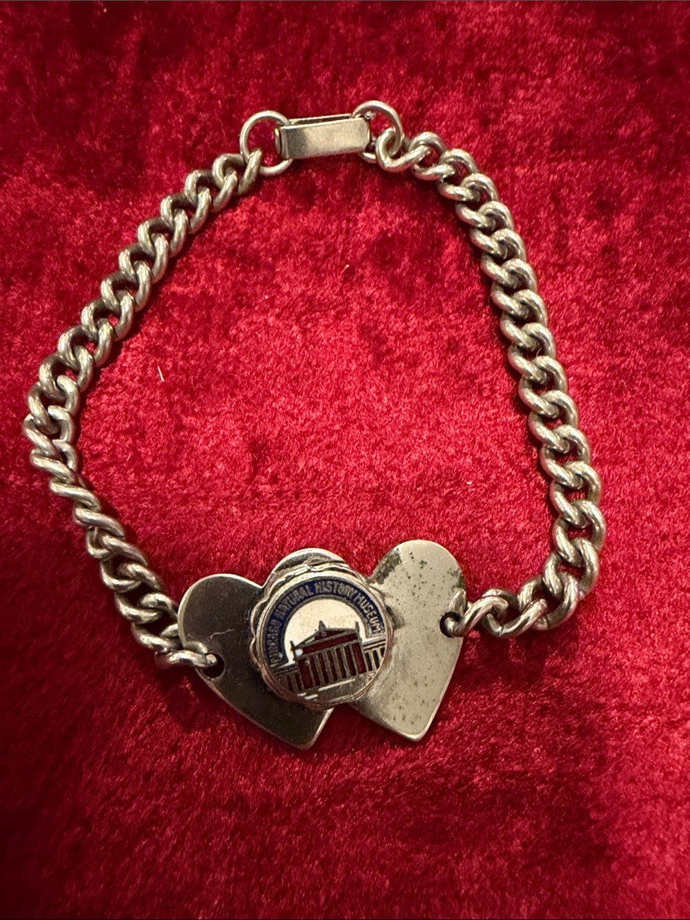Vintage  Silver Heart Link Bracelet with Chicago Natural History Museum Charm